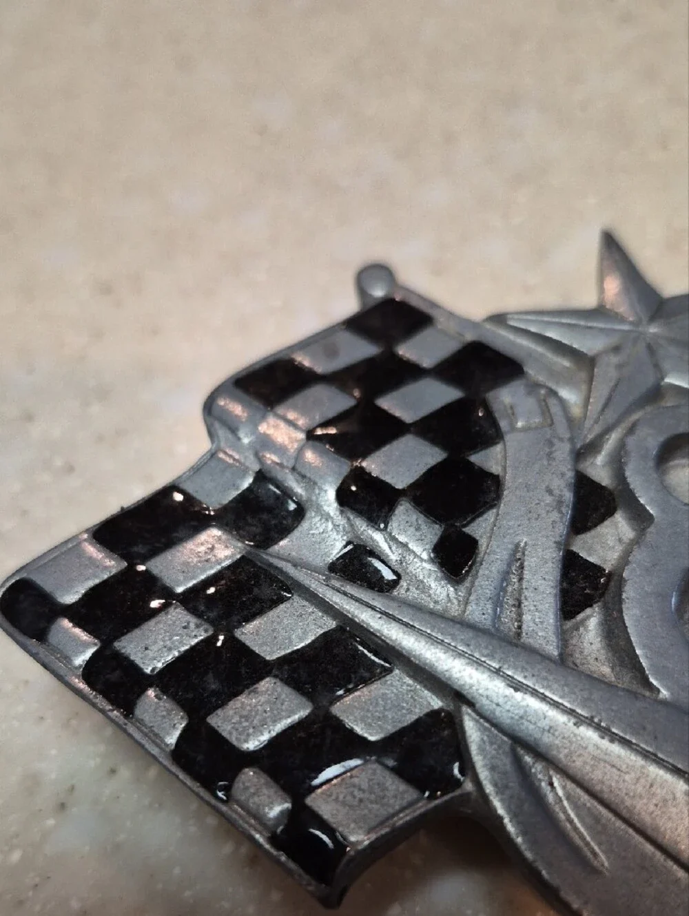 Vintage V8 Racing Flags Belt Buckle Metal Engine Hot Rod Novelty #4634